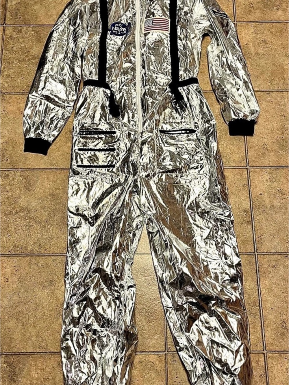 MAXIM Party Supplies NASA Commander Costume Silver Size L